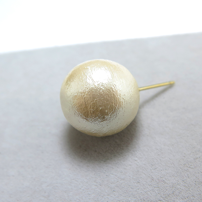 コットンパールピアス・キスカ（14mm）「ゴールドフィルド（14kgf）」（1ペア）