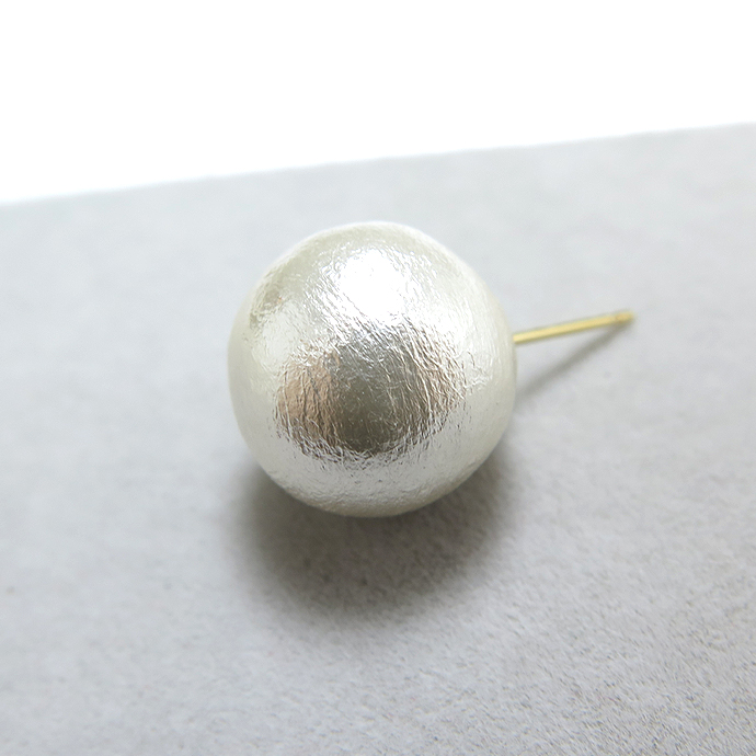 コットンパールピアス・ホワイト（14mm）「ゴールドフィルド（14kgf）」（1ペア）