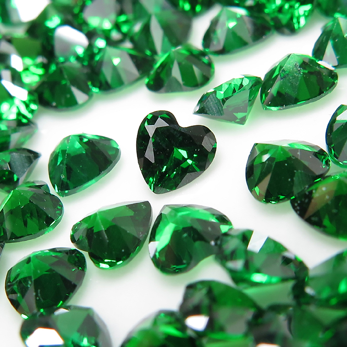 キュービックジルコニアcz【AAA】・ルース（裸石）・/ハート（グリーン）【4×4mm】ファセットカット（10個）