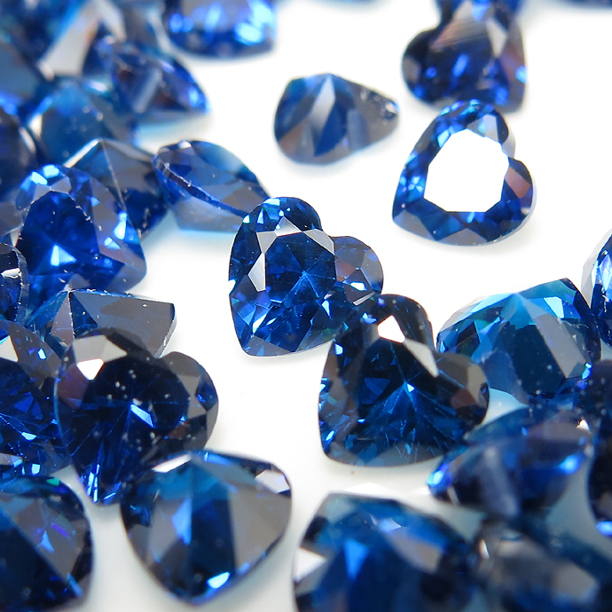 キュービックジルコニアcz【AAA】・ルース（裸石）・/ハート（スイスブルートパーズ）【4×4mm】ファセットカット（6個）