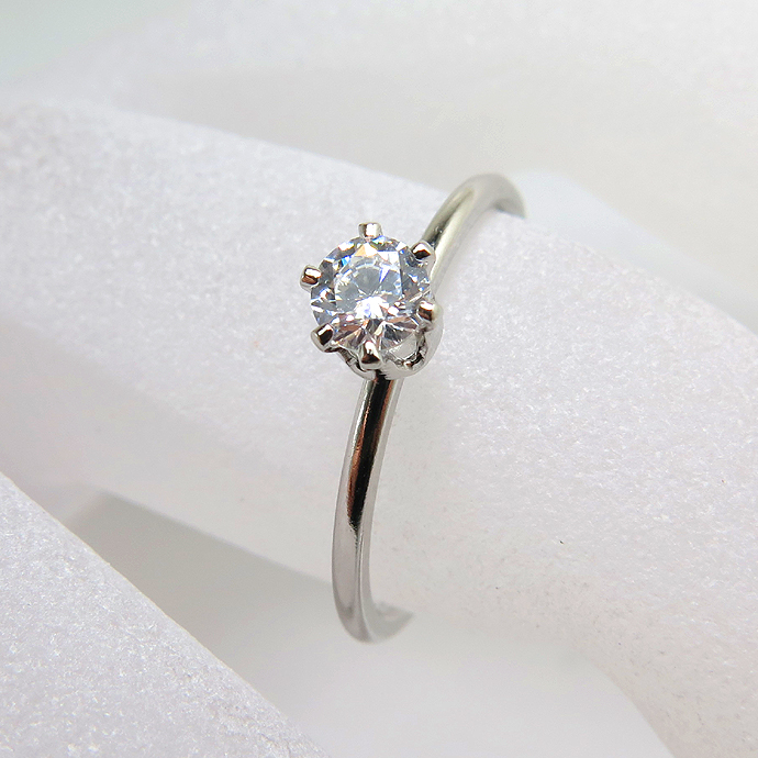 シルバーリング（指輪）CZキュービックジルコニア（AAA）4mm（ラウンド）「SV925」（ロジウム仕上げ）（サイズ目安：7号）（1個）