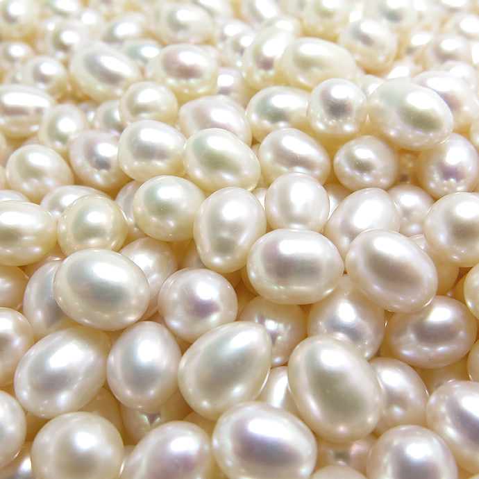 淡水パール真珠（ホワイト系）/エッグ（7～8mm）（穴無し）（500個）