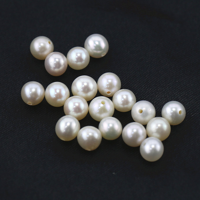 淡水パール真珠（ホワイト系）/片穴パール（ラウンド5～5.5mm）（50個）