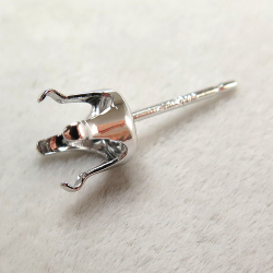 ピアス空枠・4本爪ポストピアス（ラウンド6mm）「14kgf（ホワイトゴールドフィルド）（ロジウム）」（10ペア/20個）