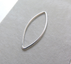 ＳＶ925シルバーパーツ/コンポーネント（プレーン/マーキス）29×12mm（50個）