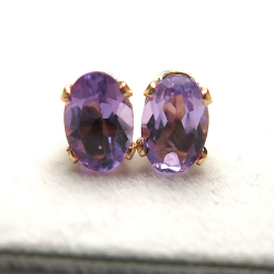 ゴールドフィルド/6×4mmオーバル4本爪・スタッドピアス（立て爪ピアス）・天然石アメジスト「14kgf」（1ペア）