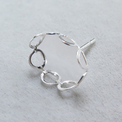 SV925シルバーパーツ/ピアス空枠・ベゼルカボションポストピアス（オーバル10×8mm）（50ペア）