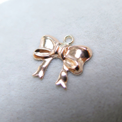 ゴールドフィルド・チャーム（リボン）（13mm×12mm）「14kgf」（5個）