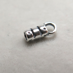 スターリングシルバー925/エンドキャップ・カツラ（ラウンド・内径2.0mm）【いぶし】「SV925」（5個）