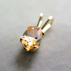 4本爪ペンダントトップ（立爪）（キュービックジルコニア・オーバル6×4mm）【シャンパン】「14kgf（ゴールドフィルド）」（1個）