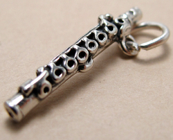 シルバーパーツ925/チャーム（フルート）（1個）