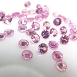 天然石ルース（裸石）・ピンクサファイア（セイロン・スリランカ産・加熱）/ラウンド【3mm】ダイヤモンドカット（25個）