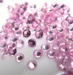 天然石ルース（裸石）・ピンクサファイア（加熱処理）(アフリカ産)/ラウンド【2mm】ダイヤモンドカット（25個）