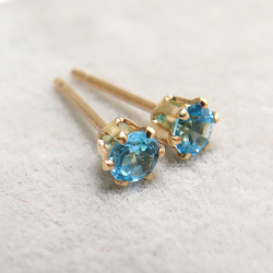 14k/3mmラウンド6本爪・スタッドピアス・天然石スイスブルートパーズ「14金イエローゴールド」（1ペア）