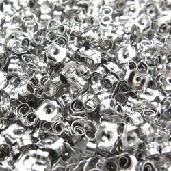 ピアスキャッチ（4.3mm×5.1mm）「ホワイトゴールドフィルド（14kgf）」（30個）