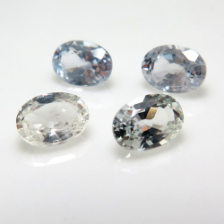 天然石ルース（裸石）・ホワイトサファイア（スリランカ産・非加熱）オーバル【6×4mm】ファセットカット（25個）