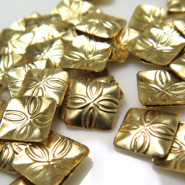 14kgfモチーフパーツ・チャーム（スクエアリーフ）「ゴールド