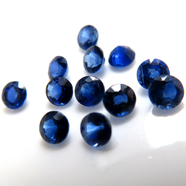 レア品　透明感　天然無処理　天然石カイヤナイト約13.3㍉ バイカラーカイヤナイト原石 01 Natural Blue-Green Kyanite