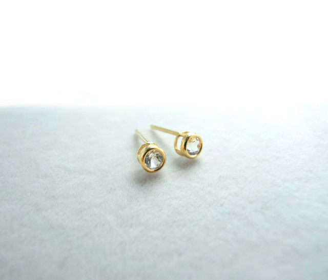 空枠ポストピアス（ベゼルセッティング・ラウンド3mm）「ゴールド