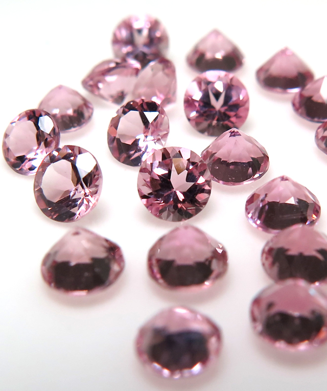 1.46カラット 八角形カット (7 x 6mm) モザンビーク ピンクトルマリン