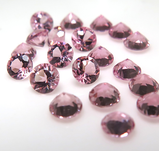 天然石ルース（裸石）・ピンクトルマリン（非加熱・モザンビーク