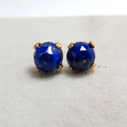 カボションピアス（ローズカット・天然石ラピス 5mm）「ゴールドフィルド（14kgf）」（1ペア）