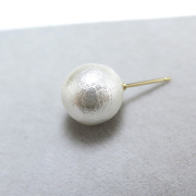 コットンパールピアス・ホワイト（10mm）「ゴールドフィルド（14kgf）」（2ペア）