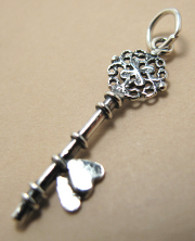 シルバーパーツ925/チャーム（キー）【B】（1個）