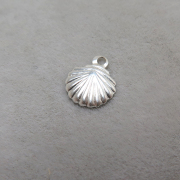 シルバーアクセサリーチャーム（シェル）【8mm】「SV925」（8個）