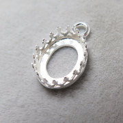 ペンダント空枠クラウン（ベゼルセッティング/カボション用）（オーバル・10mm×8mm）（真鍮ブラス・シルバープレーテッド）（8個）