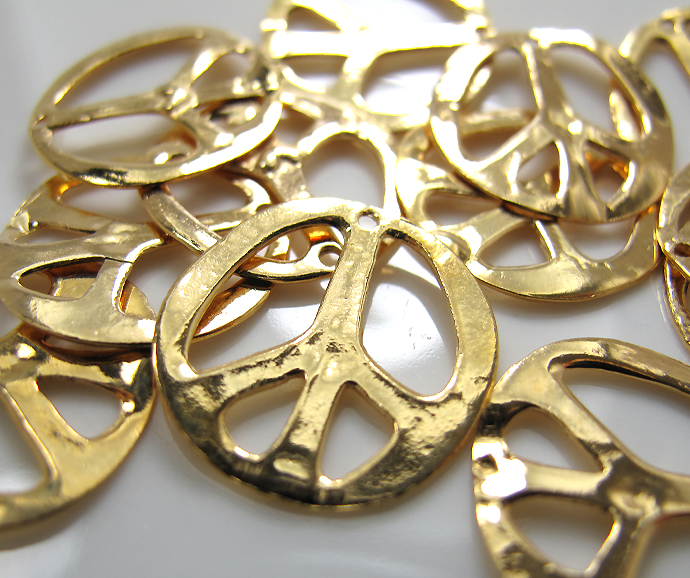 ゴールドプレーテッドシルバー925/チャーム・ピースマーク20mm（1個）