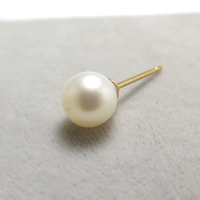 淡水パールピアス（ホワイト系）/ラウンド～セミラウンド6～6.5mm「14kgf（ゴールドフィルド）」（1ペア）