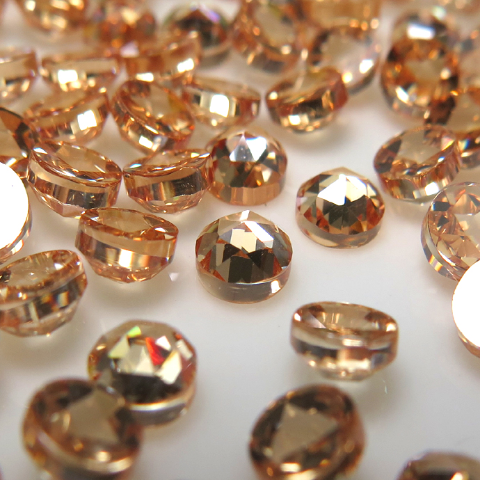 キュービックジルコニアcz（シャンパン）【AAA】・ルース（裸石）・/カボション　ローズカット【3mm】（50個）