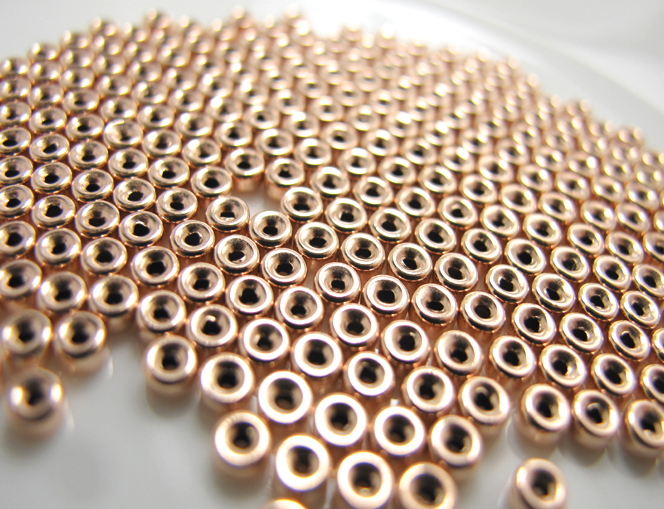 ローズゴールドフィルド・スペーサービーズ（ラウンデル） 4mm 「14kgf」（25個）