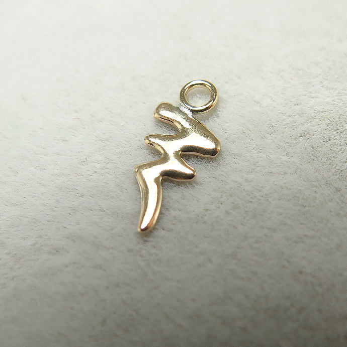 14kgfチャーム（ライトニングボルト）【10×6mm】「ゴールドフィルド」（25個）