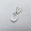 SV925シルバーパーツ/カボションベゼルペンダントトップ空枠（オーバル6×4mm）（5個）