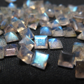 天然石ルース（裸石）ラブラドライト/スクエア【4mm】ファセットカット（10個）