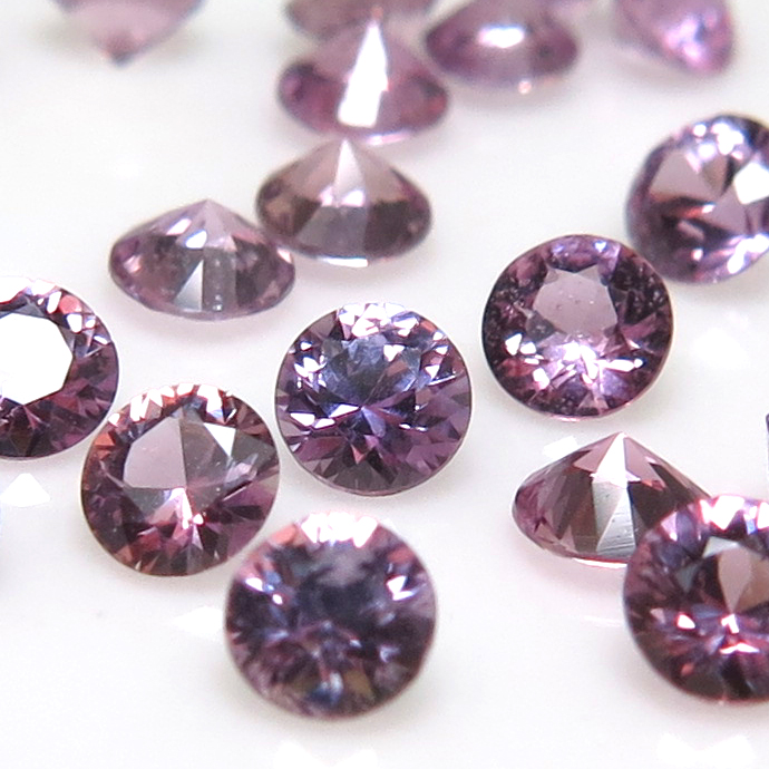 天然石ルース（裸石）・サファイア「バイオレットカラー」（セイロン・スリランカ産）/ラウンド【2.5mm】ダイヤモンドカット（2個）