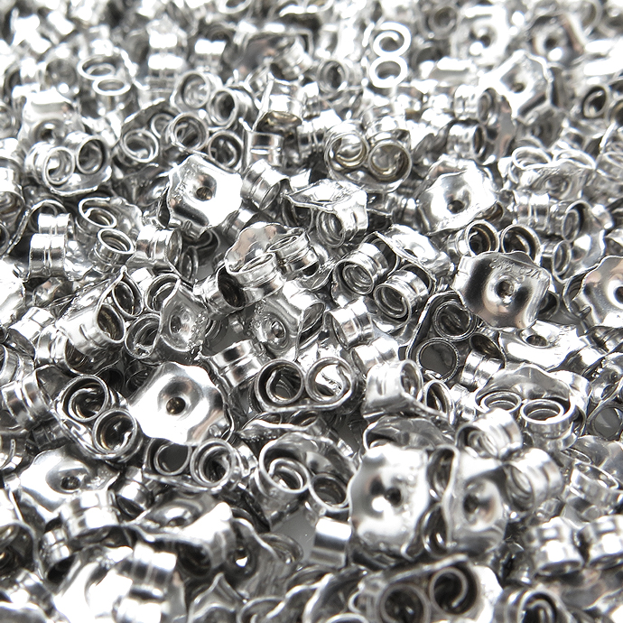 ピアスキャッチ（4.3mm×5.1mm）「ホワイトゴールドフィルド（14kgf）」（30個）