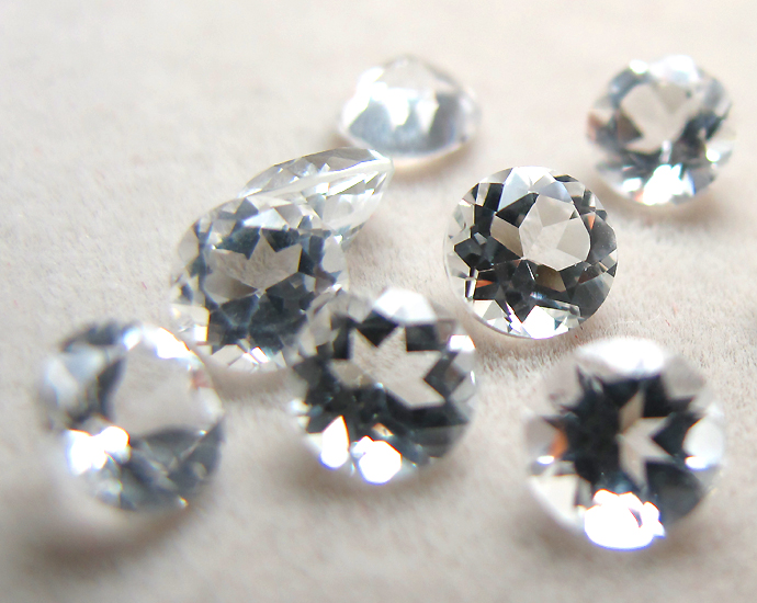 天然石ルース（裸石）・ホワイトトパーズ（ブラジル）/ラウンド【8mm】ファセットカット（10個）