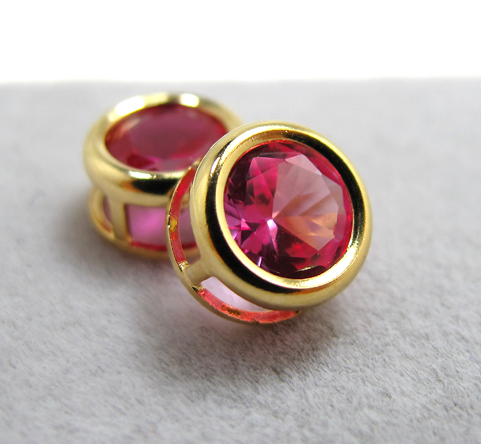 ゴールドフィルド・ベゼル/合成石【ピンクサファイア・合成コランダム/火炎溶融法】（ラウンド6mm）「14kgf」（1個）