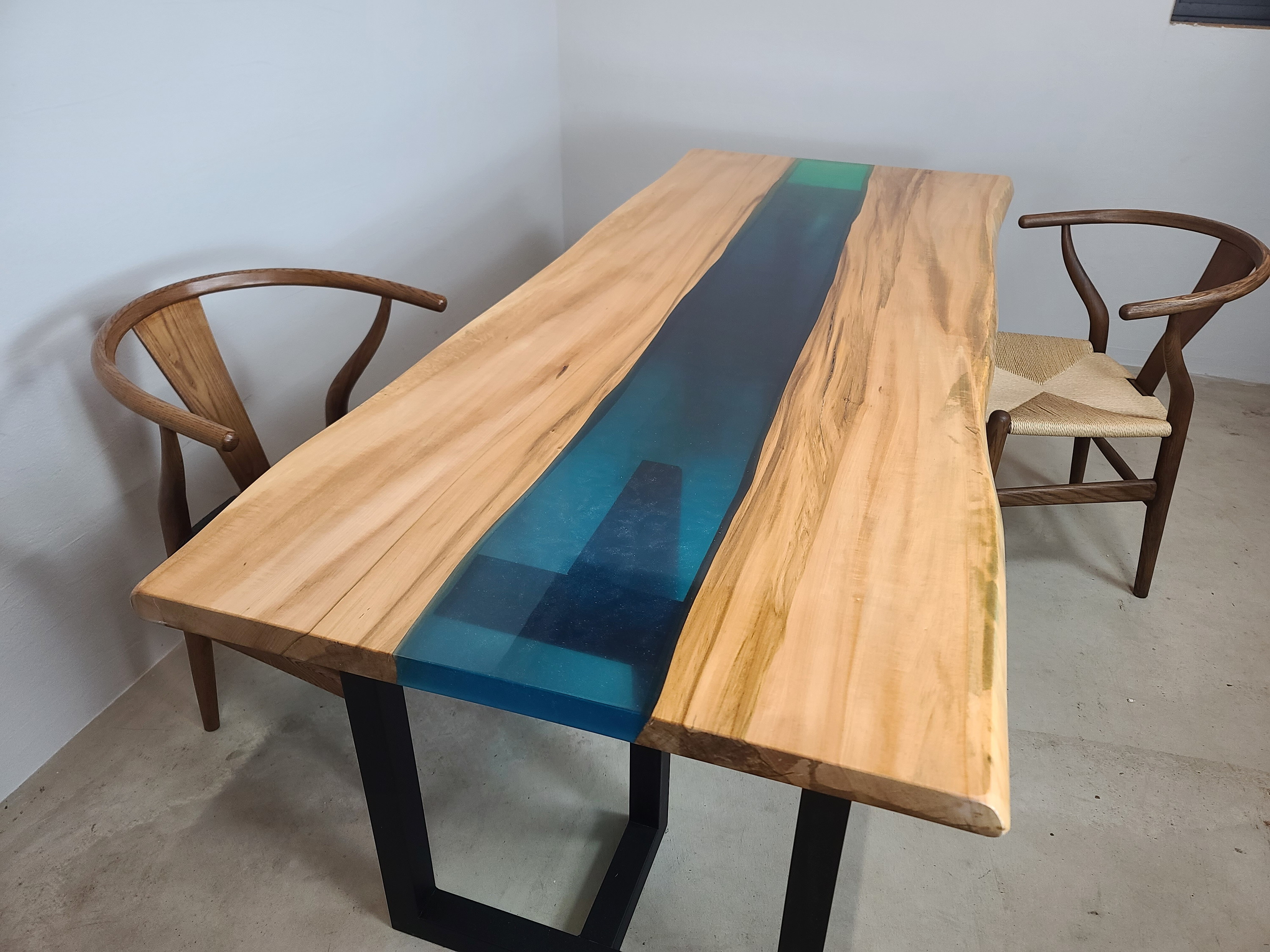 レジンテーブル商品一覧｜アルアートレジン 