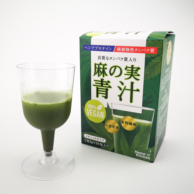 いろんな場面で活躍する麻の葉模様が入ったマスキングテープです。幅15Mm、長さは10Mです。