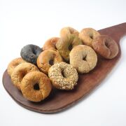 米粉 麻の実 ベーグル MIMA Bagel