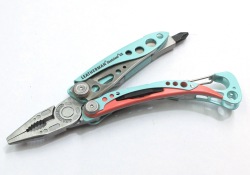 レザーマン スケルツール CX プレイズ 空色＆ピンク (LM-36) LEATHERMAN SKELETOOL CX