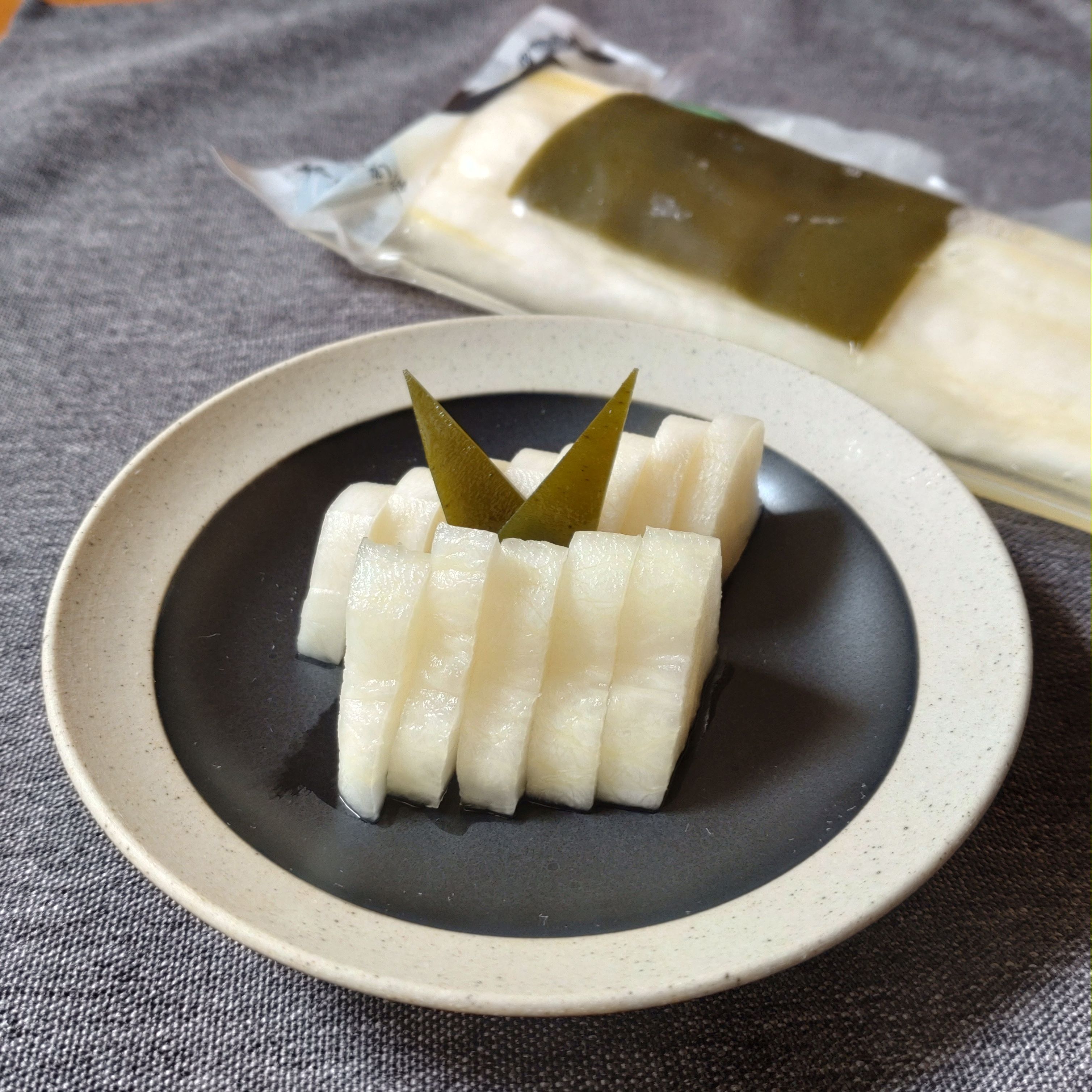 人気NO.１！　昆布〆大根