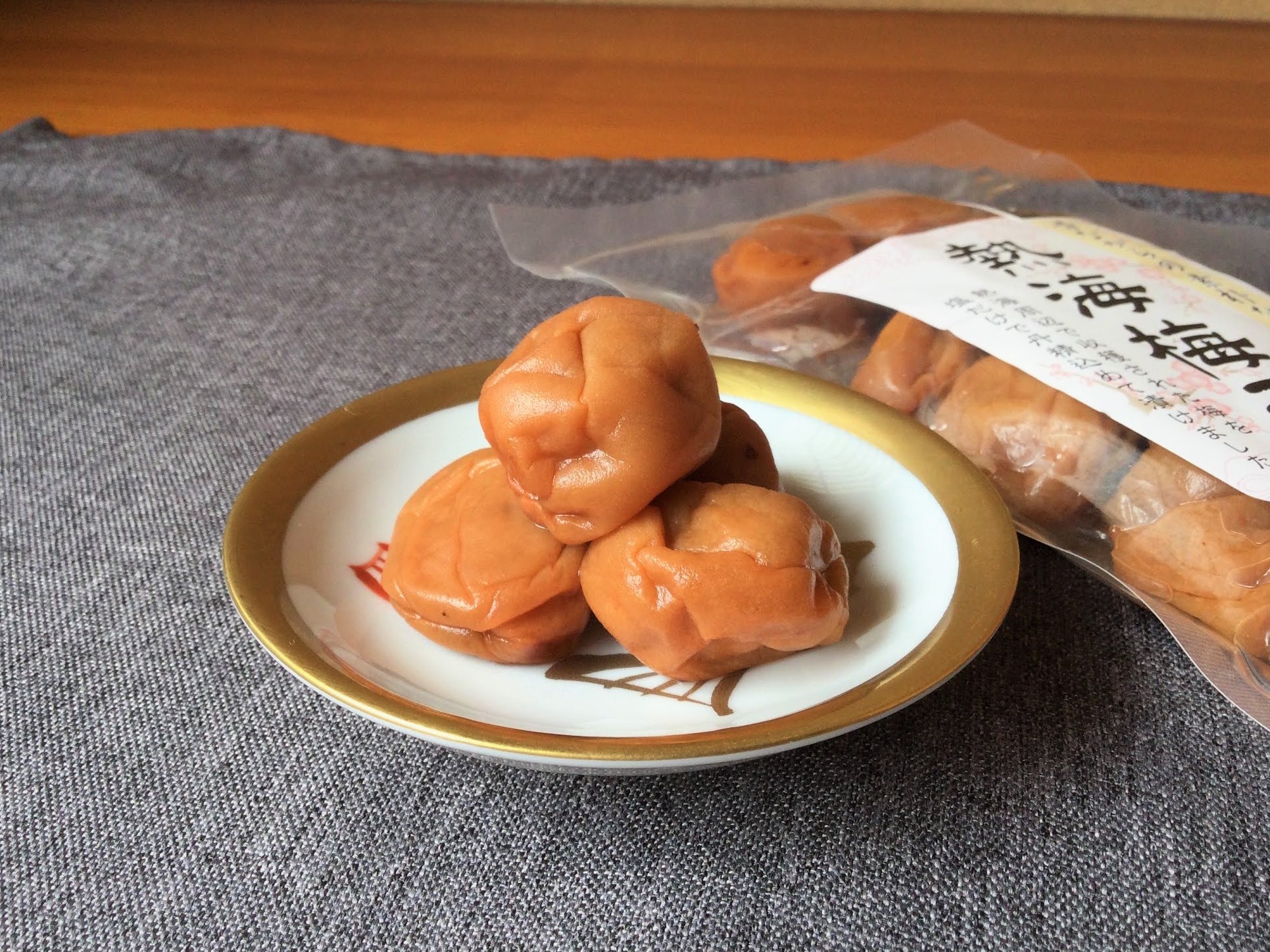 原材料は梅と塩のみ　熱海梅干