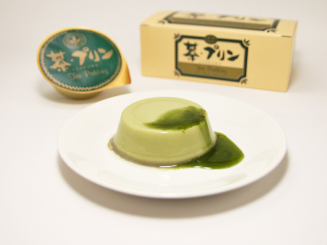 【お手土産好適品】販売開始以来ベストセラー　静岡県産の抹茶使用　濃厚・クリーミー　本格的お茶プリン　茶プリン4個入り