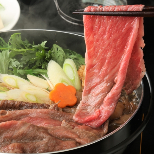 米沢牛肩ロースすき焼き