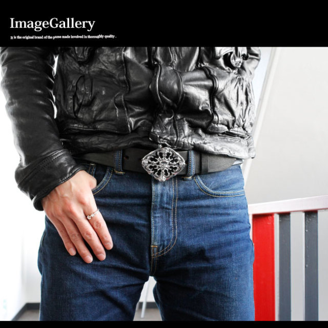 OzzOn OzzCroce 百合紋章バックルデザインベスト OzzOn OzzCroce 百合紋章バックルデザインベスト Ozz オッズオン